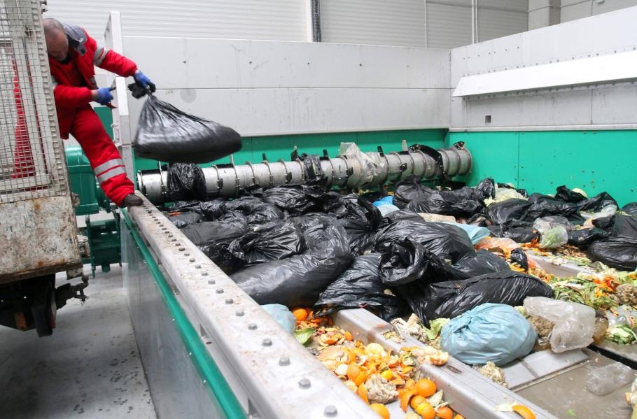 Хвърляме храна за 500 млн лева Статистиката показва че около